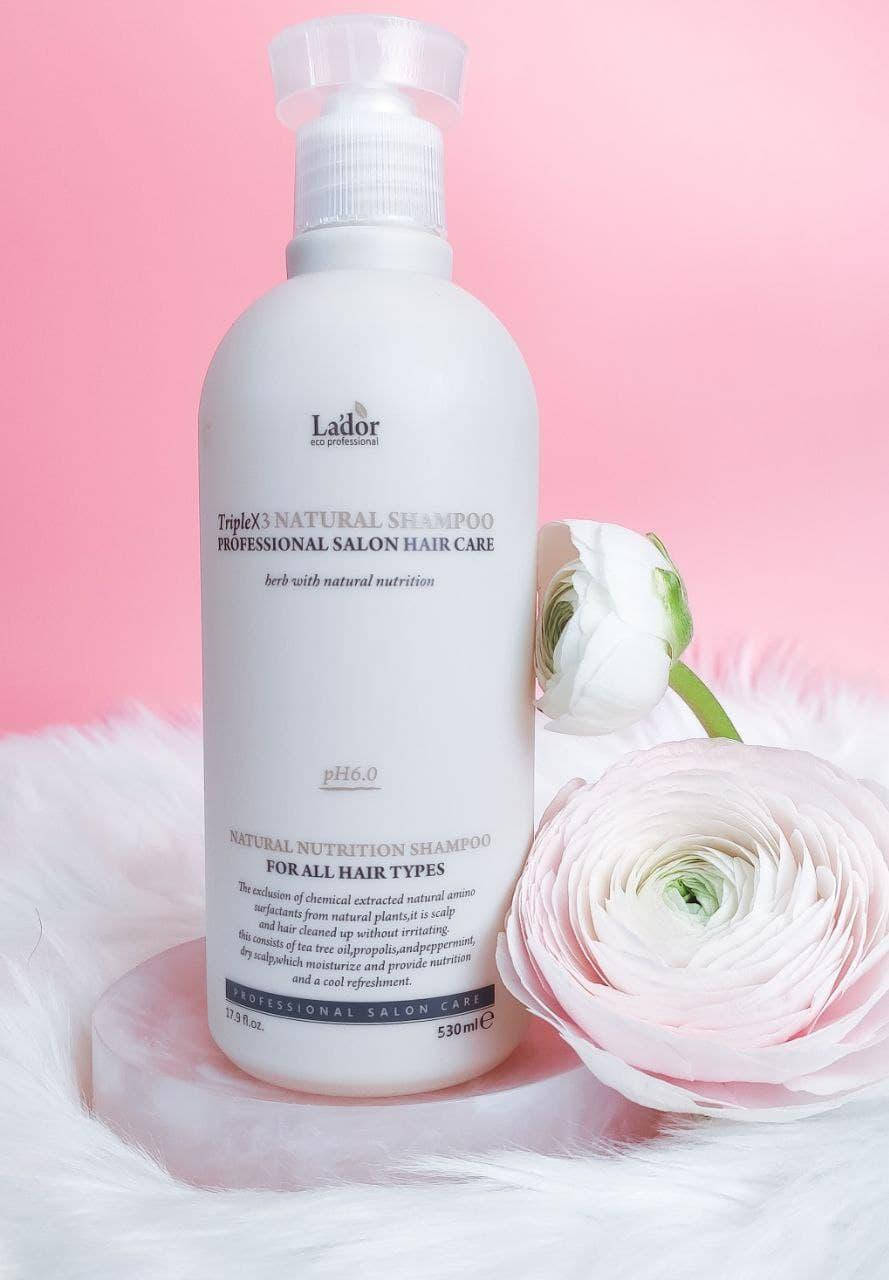 Безсульфатный органический шампунь с эфирными маслами Lador Triplex Natural Shampoo 530 мл
Безсульфатный органический шампунь с эфирными маслами Lador Triplex Natural Shampoo 530 мл