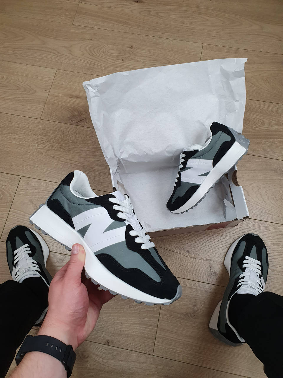 Мужские кроссовки летние черные с серым New Balance 327 Black Grey. Обувь летняя мужская Нью Баланс 327 Беланс
Мужские кроссовки летние черные с серым New Balance 327 Black Grey. Обувь летняя мужская Нью Баланс 327 Беланс