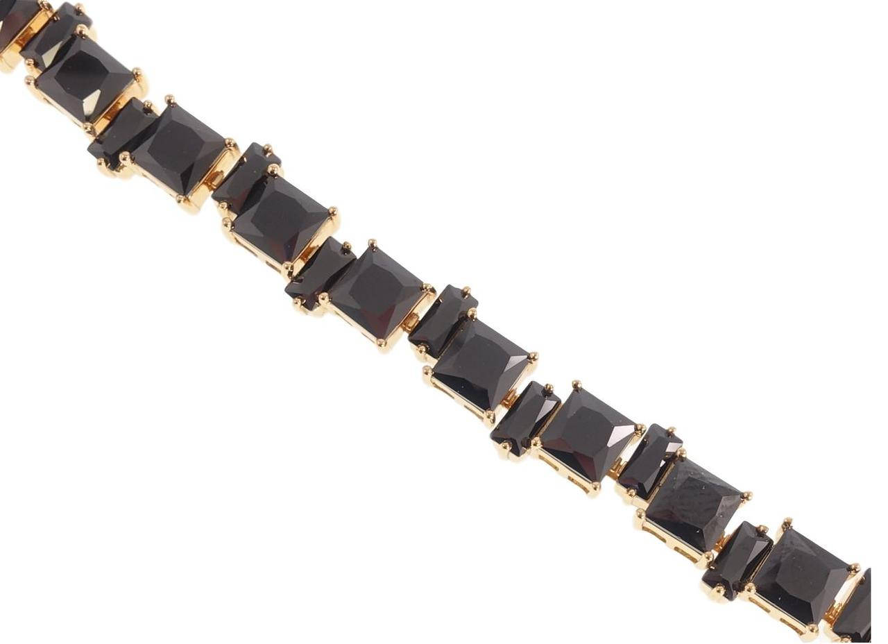 Браслет Xuping Позолота 18K "Дорожка черных фигурных кристаллов" длина с доп.замком 17; 19см х 6-8мм
Браслет Xuping Позолота 18K "Дорожка черных фигурных кристаллов" длина с доп.замком 17; 19см х 6-8мм