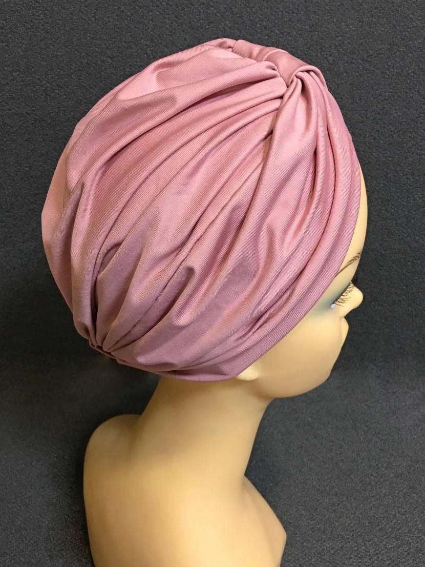 Шапочка-тюрбан после химиотерапии светло-розовая
Шапочка-тюрбан после химиотерапии светло-розовая