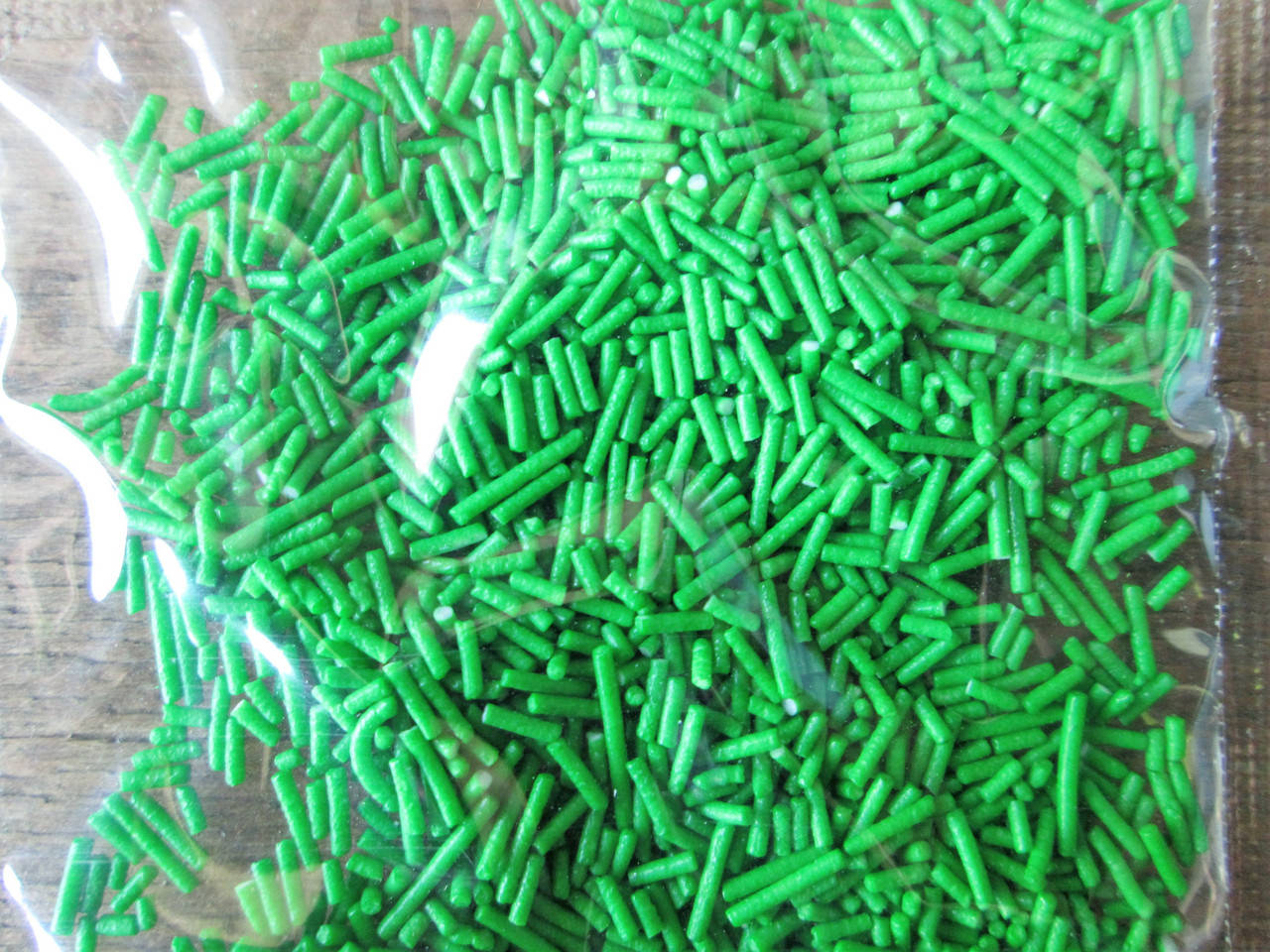 Пасхальная посыпка вермишель (зеленая)
Пасхальная посыпка вермишель (зеленая)