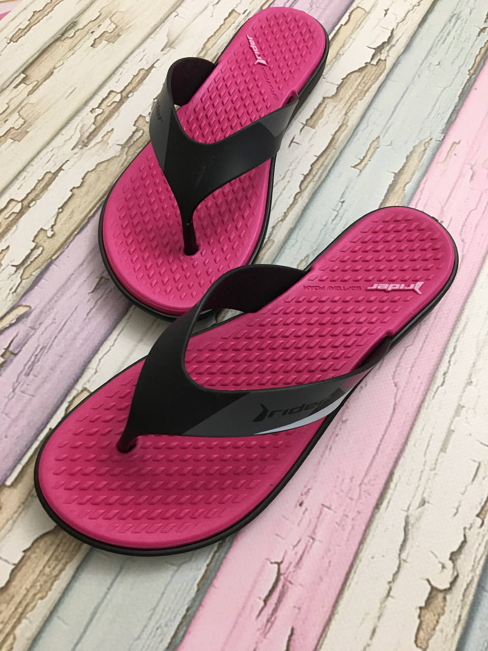 Вьетнамки женские Rider Brazil только 38(24,2см) маломерки на размер.Мягкая стелька.
Вьетнамки женские Rider Brazil только 38(24,2см) маломерки на размер.Мягкая стелька.