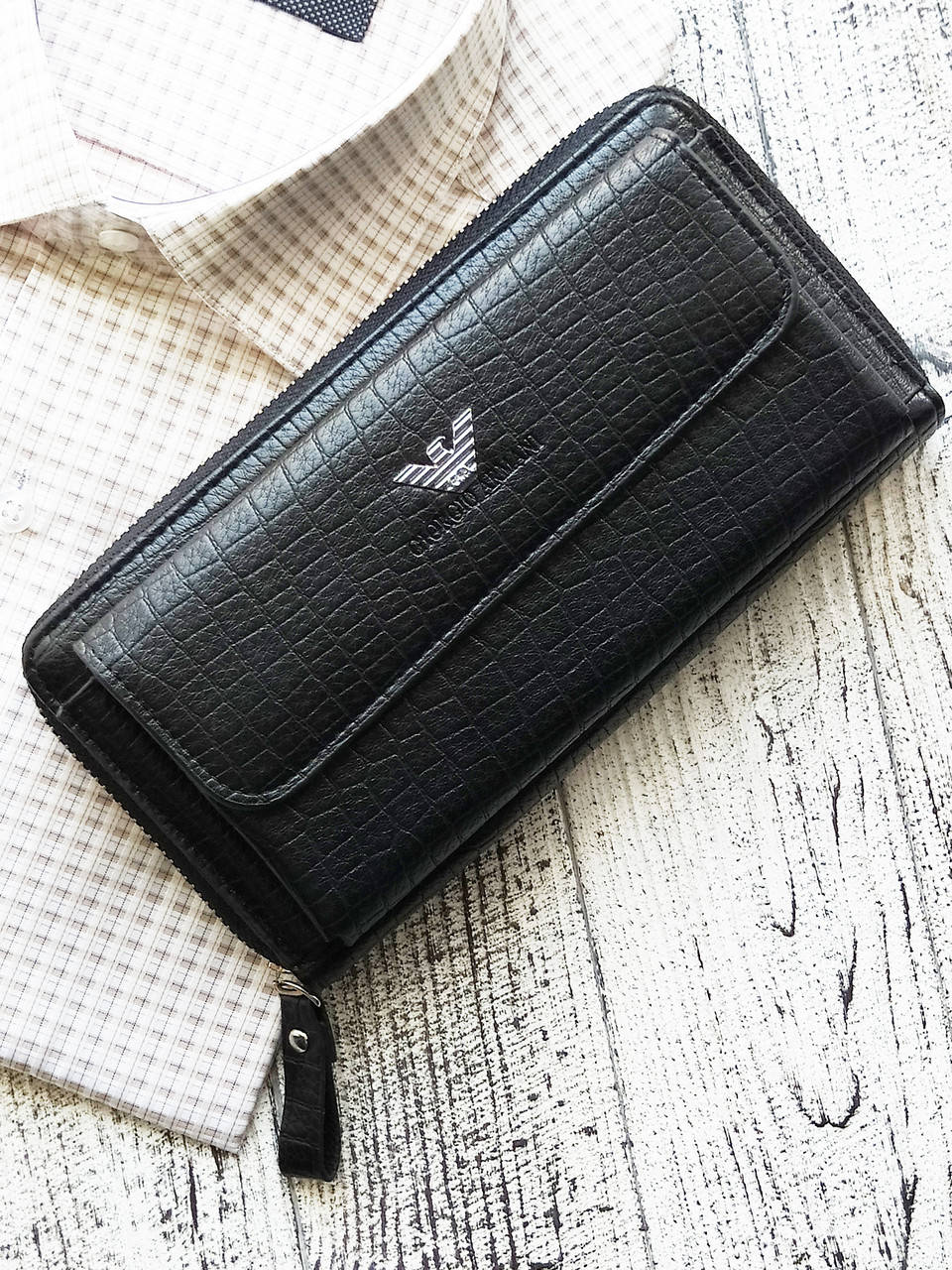Черный мужской клатч Armani из эко-кожи, барсетка для документов и телефона Armani, брендовое мужское портмоне
Черный мужской клатч Armani из эко-кожи, барсетка для документов и телефона Armani, брендовое мужское портмоне