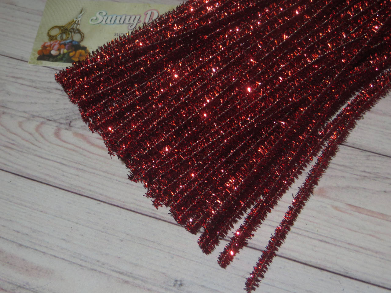 Синельная проволока, красный металлик
Синельная проволока, красный металлик