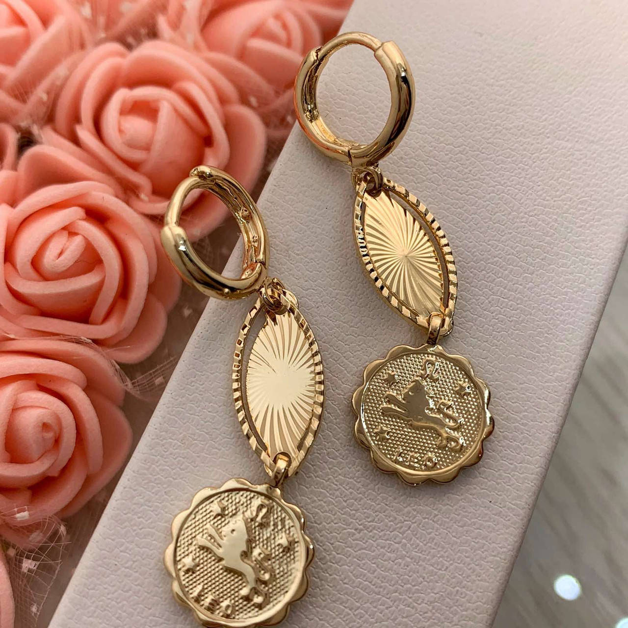 Серьги ЕА 1753, Размер 40*11 мм, позолота РО
Серьги ЕА 1753, Размер 40*11 мм, позолота РО