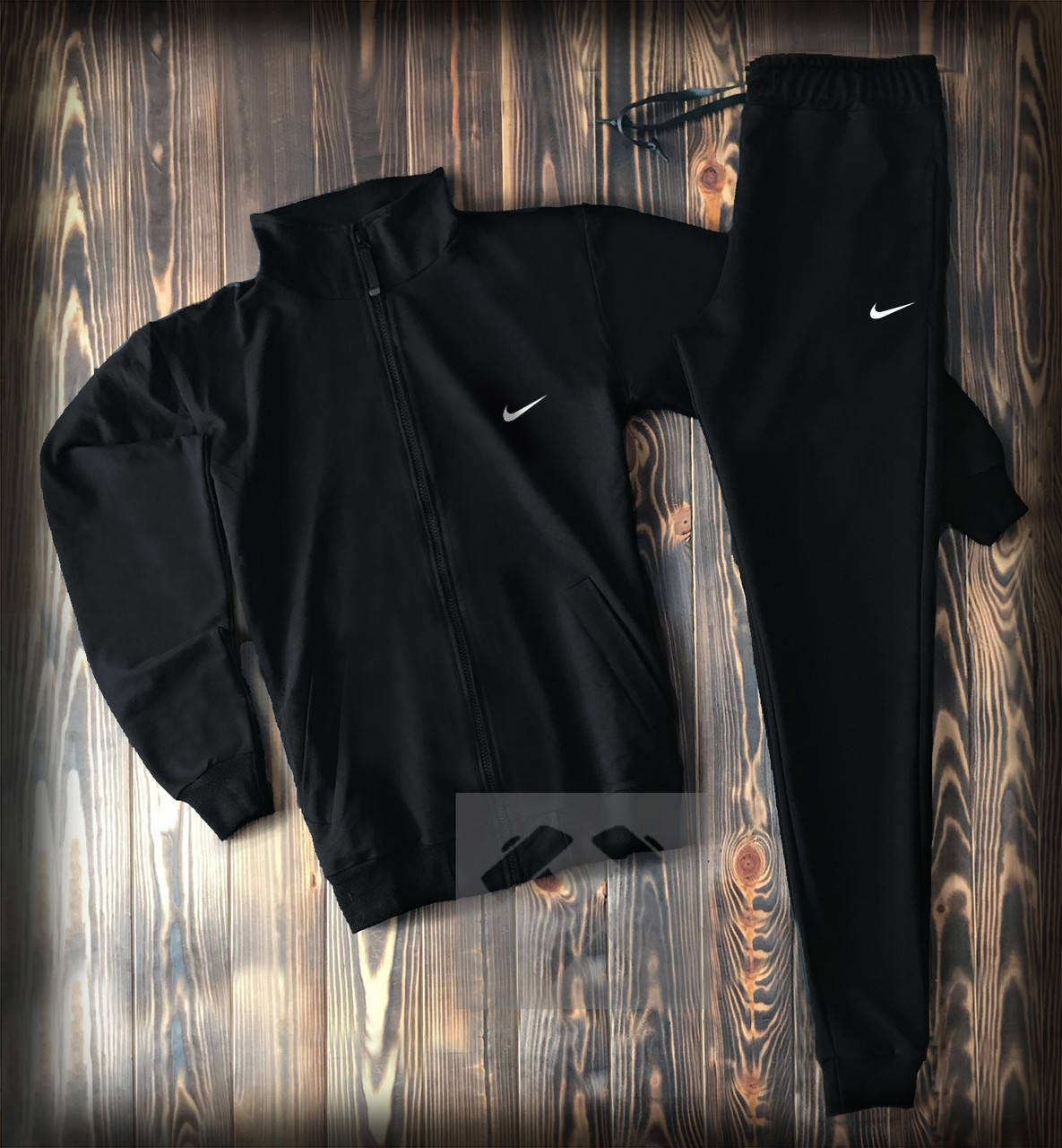 Спортивный костюм Найк мужской на змейке, костюм Nike трикотажный (на флисе и без) XS черный
Спортивный костюм Найк мужской на змейке, костюм Nike трикотажный (на флисе и без) XS черный