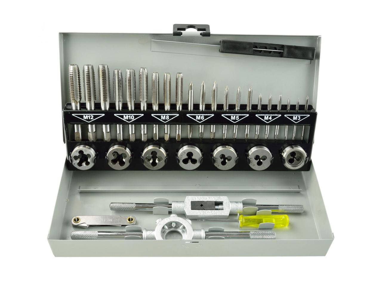 Набор метчиков и плашек М3-М12 32 шт G38301 
Набор метчиков и плашек М3-М12 32 шт G38301