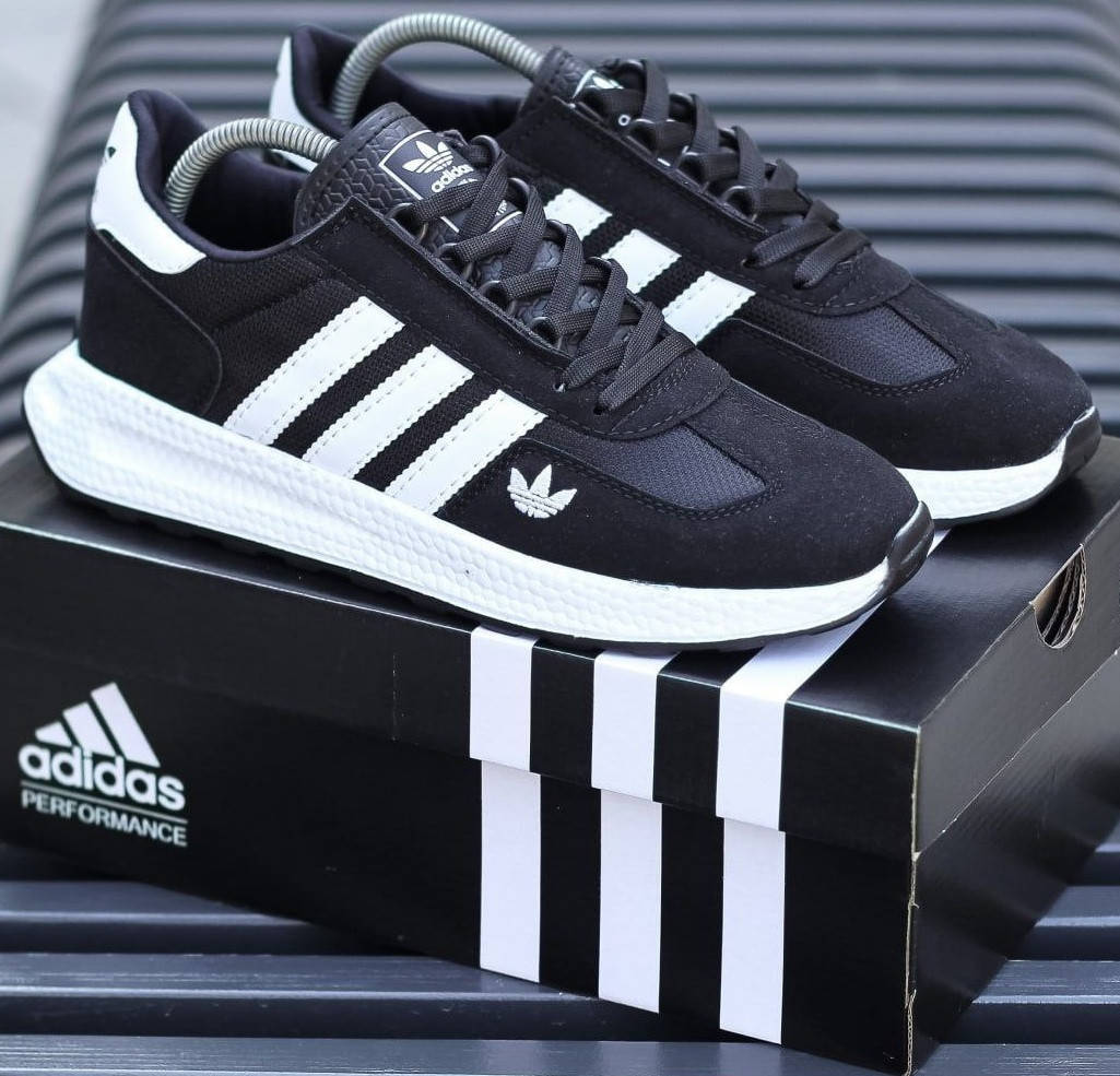 Мужские кроссовки замшевые Adidas повседневные весна-лето с сеткой. Живое фото, Черно-белый
Мужские кроссовки замшевые Adidas повседневные весна-лето с сеткой. Живое фото, Черно-белый