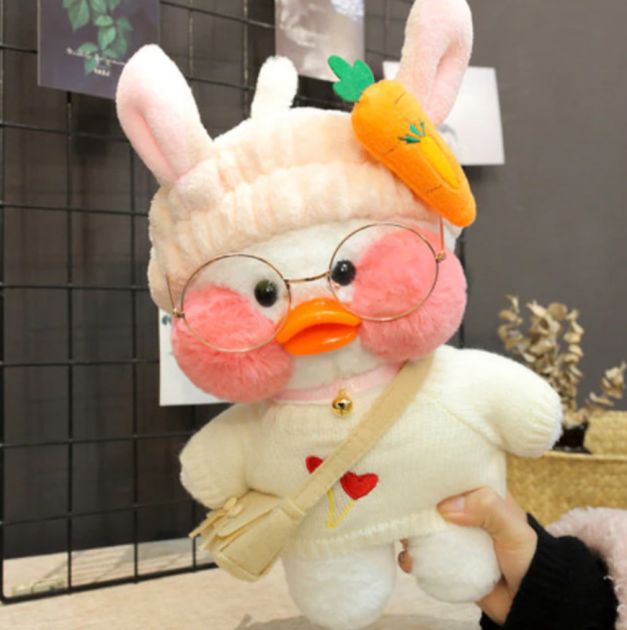 Мягкая утка LaLaFanFan Duck в одежде 30см игрушка уточка в повязке и очках оригинал утки Лалафанфан из тик ток
Мягкая утка LaLaFanFan Duck в одежде 30см игрушка уточка в повязке и очках оригинал утки Лалафанфан из тик ток