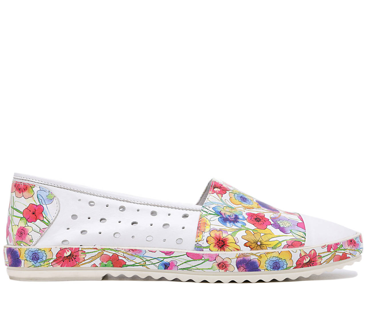 Разноцветные кожаные слипоны 
Разноцветные кожаные слипоны