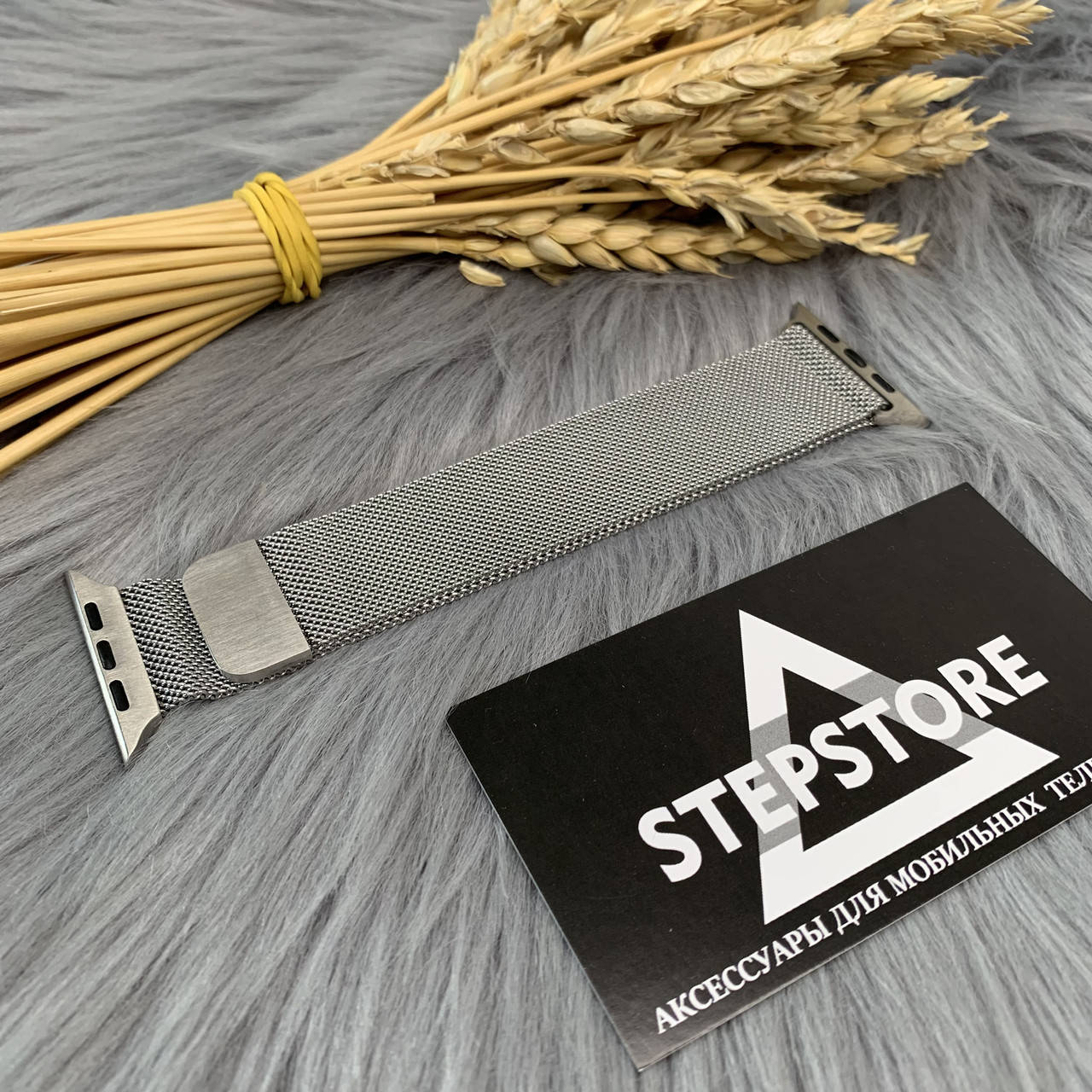 Ремешок миланская петля milanese loop для Apple watch 42 44 45 мм series 2 3 4 5 6 7 SE браслет мета 3. Silver
Ремешок миланская петля milanese loop для Apple watch 42 44 45 мм series 2 3 4 5 6 7 SE браслет мета 3. Silver