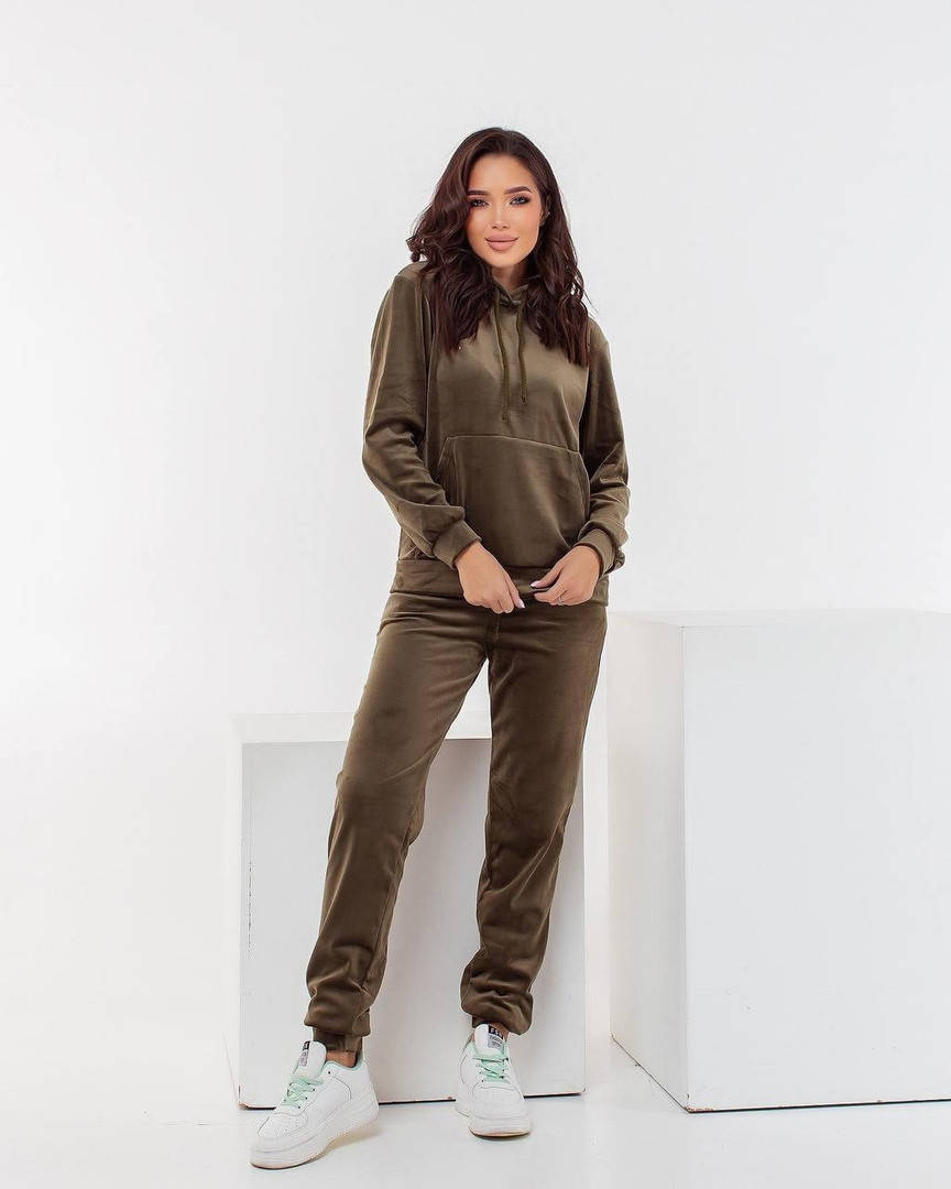 Женский плюшевый велюровый спортивный костюм 42-44; 46-48 "SOKOLOVA" от прямого поставщика, Хаки
Женский плюшевый велюровый спортивный костюм 42-44; 46-48 "SOKOLOVA" от прямого поставщика, Хаки