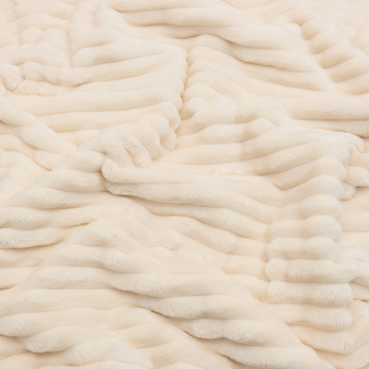 Плюш в полоску Stripes, цвет слоновой кости, плотность 280 г/м2, Молочный 
Плюш в полоску Stripes, цвет слоновой кости, плотность 280 г/м2, Молочный