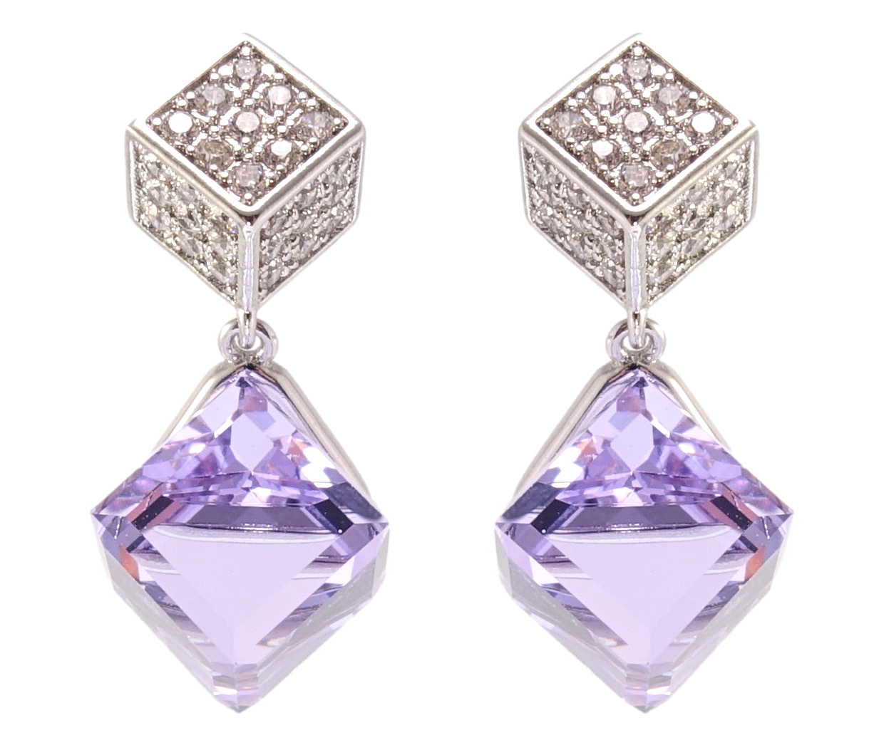 Серьги Xuping Родий с кр-ми Swarovski гвоздики (пусеты) "Кристаллы Provence Lavender"
Серьги Xuping Родий с кр-ми Swarovski гвоздики (пусеты) "Кристаллы Provence Lavender"