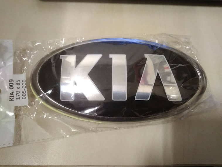 Эмблема крышки багажника KIA Sportage 2010-14 170 мм ( Китай ) 
Эмблема крышки багажника KIA Sportage 2010-14 170 мм ( Китай )