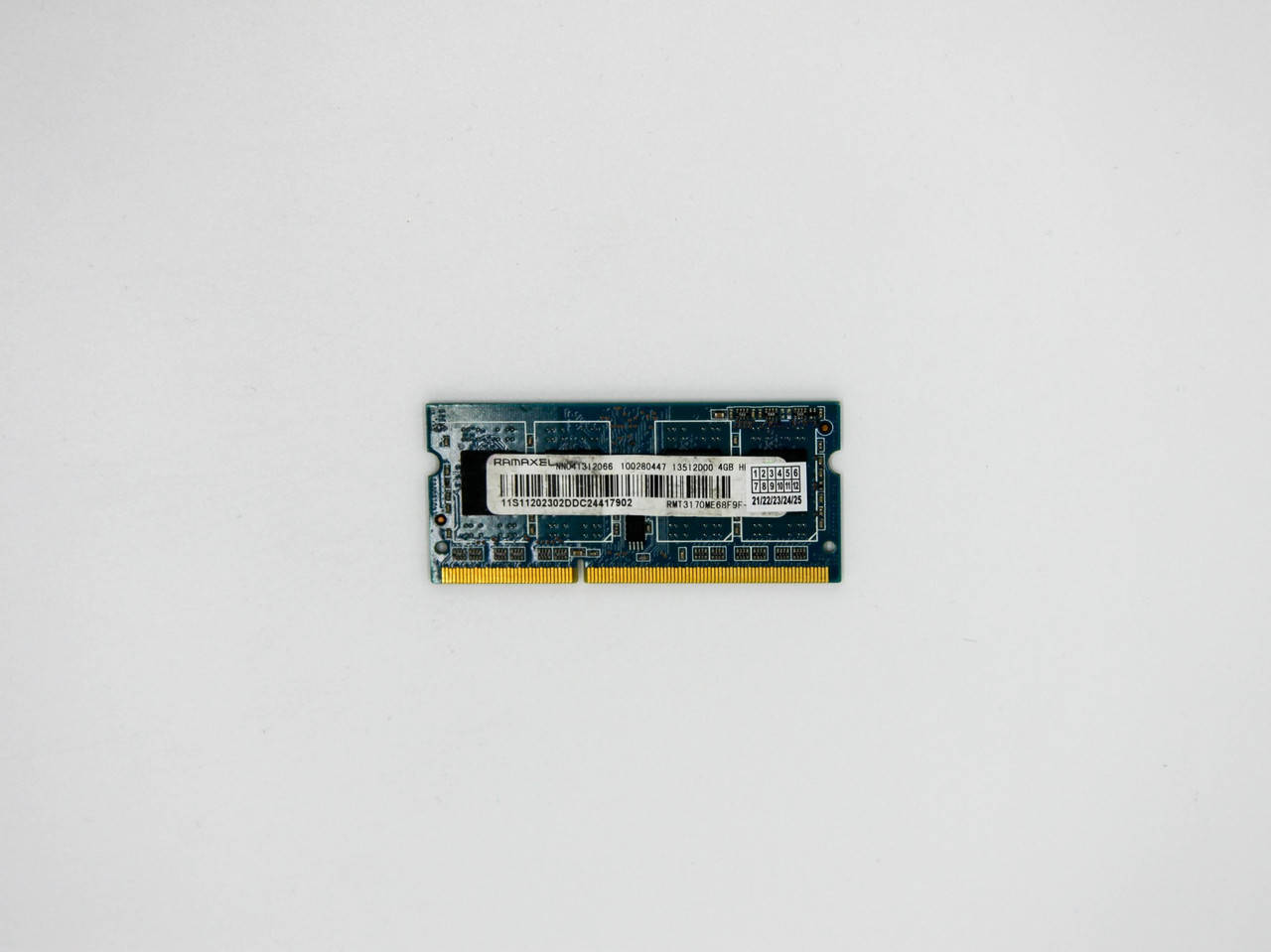 Оперативная память Ramaxel SODIMM 4Gb DDR3 1600MHz PC3L-12800 CL11 (RMT3170ME68F9F-1600) Б/у
Оперативная память Ramaxel SODIMM 4Gb DDR3 1600MHz PC3L-12800 CL11 (RMT3170ME68F9F-1600) Б/у