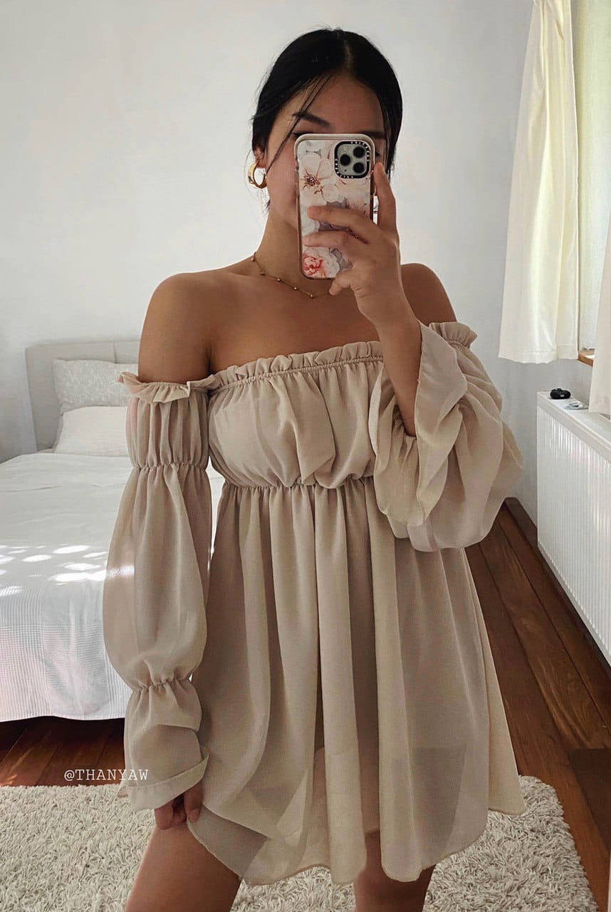 Платье женское шифоновое с открытыми плечами, мер 42-46 (3цв) "BUTIK" недорого от прямого поставщика
Платье женское шифоновое с открытыми плечами, мер 42-46 (3цв) "BUTIK" недорого от прямого поставщика