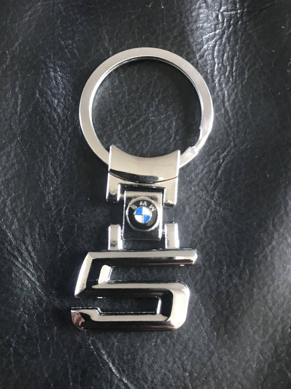 Брелок Металлический/хром БМВ/BMW 5 Motorsport M-Tech M Series F20 F21 F10 F11 E80 E81 E88 E30 E46 E9
Брелок Металлический/хром БМВ/BMW 5 Motorsport M-Tech M Series F20 F21 F10 F11 E80 E81 E88 E30 E46 E9