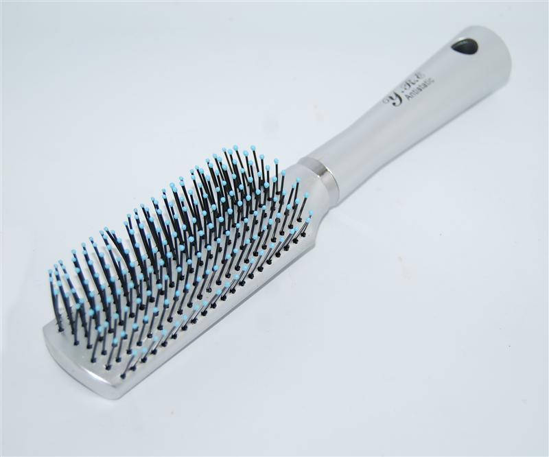 Расческа 611-8643
Расческа 611-8643