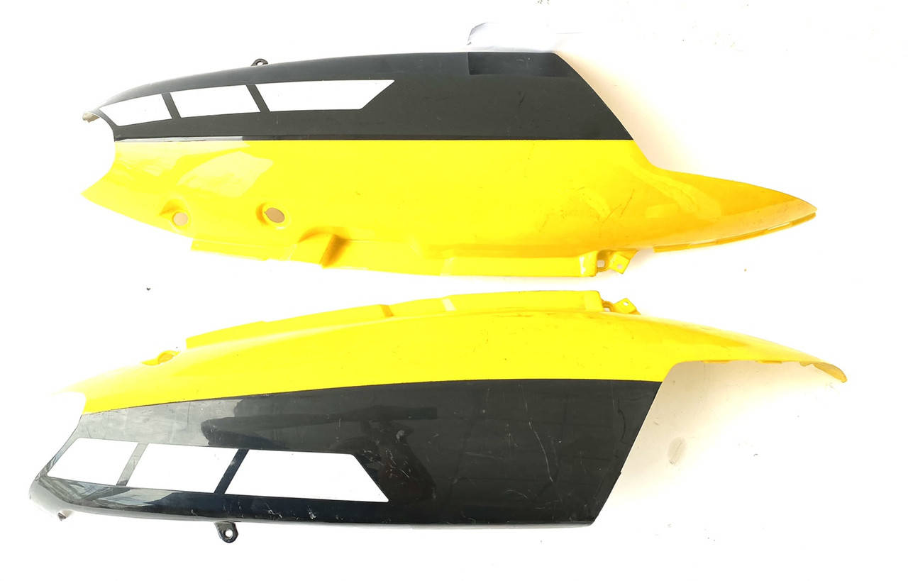 Пластик задние боковины Вайпер Шторм пара.
Пластик задние боковины Вайпер Шторм пара.