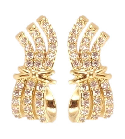 Серьги Xuping QQMM Позолота 14K игла серебро 925 гвоздики (пусеты) "Тройные дорожки циркония с бантами"
Серьги Xuping QQMM Позолота 14K игла серебро 925 гвоздики (пусеты) "Тройные дорожки циркония с бантами"