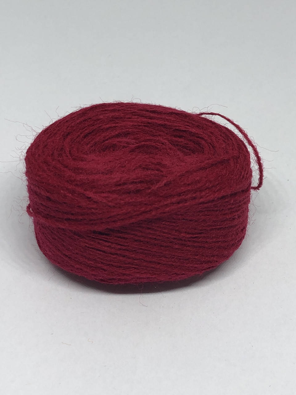 Акрилова нитка для вишивки червона 045
Акрилова нитка для вишивки червона 045