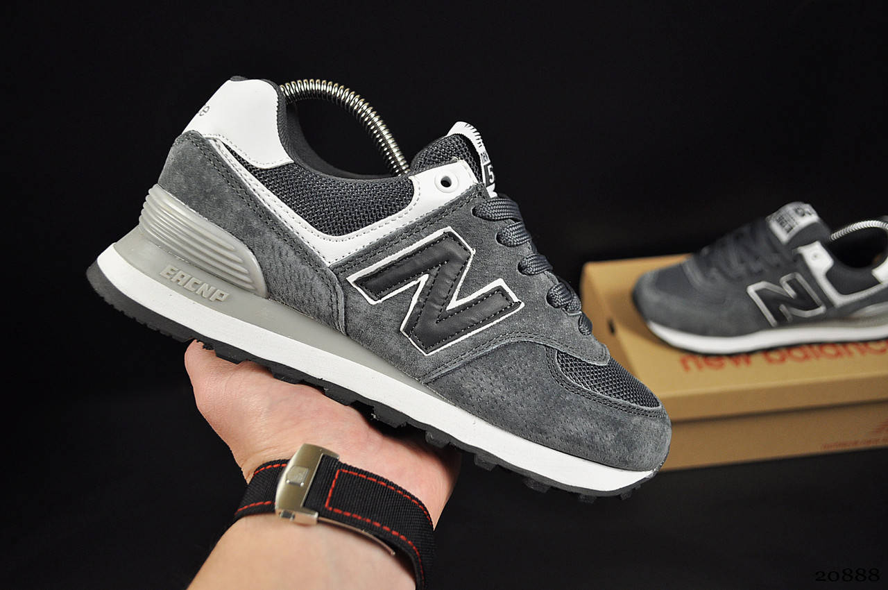 Женские кроссовки New Balance 574 серные замшевые Нью Беланс весенние, повседневные, модные
Женские кроссовки New Balance 574 серные замшевые Нью Беланс весенние, повседневные, модные