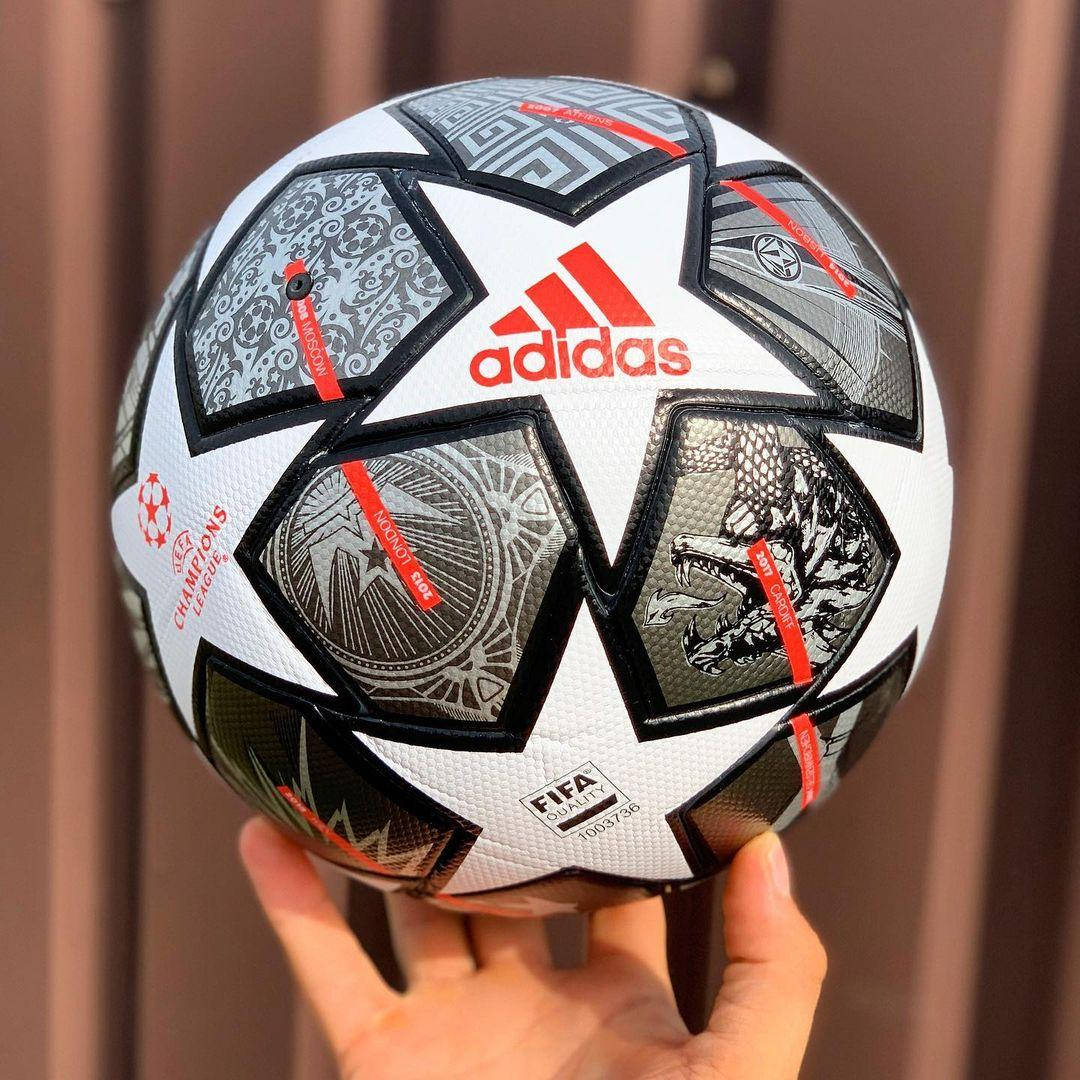 Футбольный мяч Adidas Champions Liga Final 2021 мяч Адидас Лига Чемпионов для игры в футбол спортивный игровой
Футбольный мяч Adidas Champions Liga Final 2021 мяч Адидас Лига Чемпионов для игры в футбол спортивный игровой