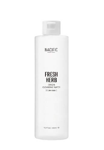 Мицеллярная вода для снятия макияжа с экстрактом календулы Nacific Fresh Herb Origin Cleansing Water, 300 мл.
Мицеллярная вода для снятия макияжа с экстрактом календулы Nacific Fresh Herb Origin Cleansing Water, 300 мл.