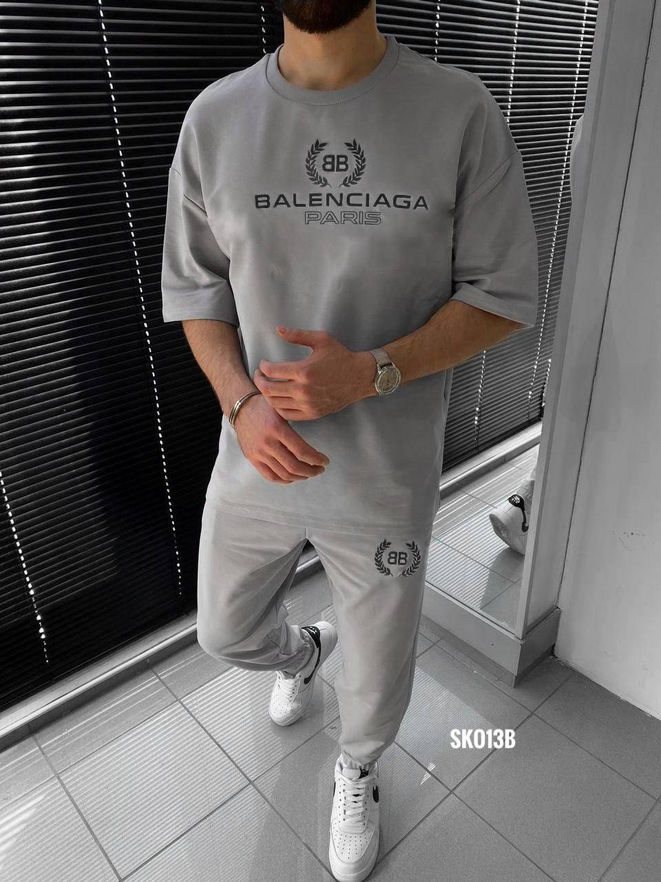 Мужской спортивный летний костюм футболка и штаны серый SKO13b 
Мужской спортивный летний костюм футболка и штаны серый SKO13b