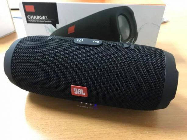 Колонка JBL Charge 3+ беспроводная портативная Bluetooth акустика USB AUX FM TF card Черная
Колонка JBL Charge 3+ беспроводная портативная Bluetooth акустика USB AUX FM TF card Черная