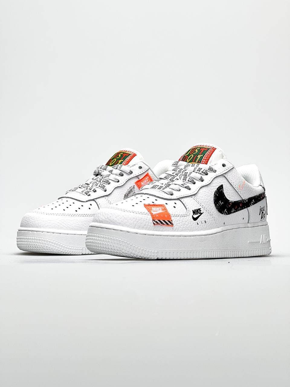 Nike Air Force женские демисезонные белые кроссовки на шнурках. Весенние женские кожаные кроссы 38, Белый
Nike Air Force женские демисезонные белые кроссовки на шнурках. Весенние женские кожаные кроссы 38, Белый
