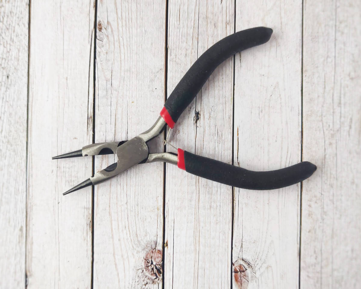 Инструмент 3 в 1: круглогубцы, плоскогубцы и бокорезы для рукоделия
Инструмент 3 в 1: круглогубцы, плоскогубцы и бокорезы для рукоделия