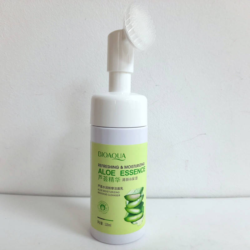Пенка для умывания очищающая с силиконовой щеточкой Bioaqua Aloe Essence 120 мл BQY65918
Пенка для умывания очищающая с силиконовой щеточкой Bioaqua Aloe Essence 120 мл BQY65918