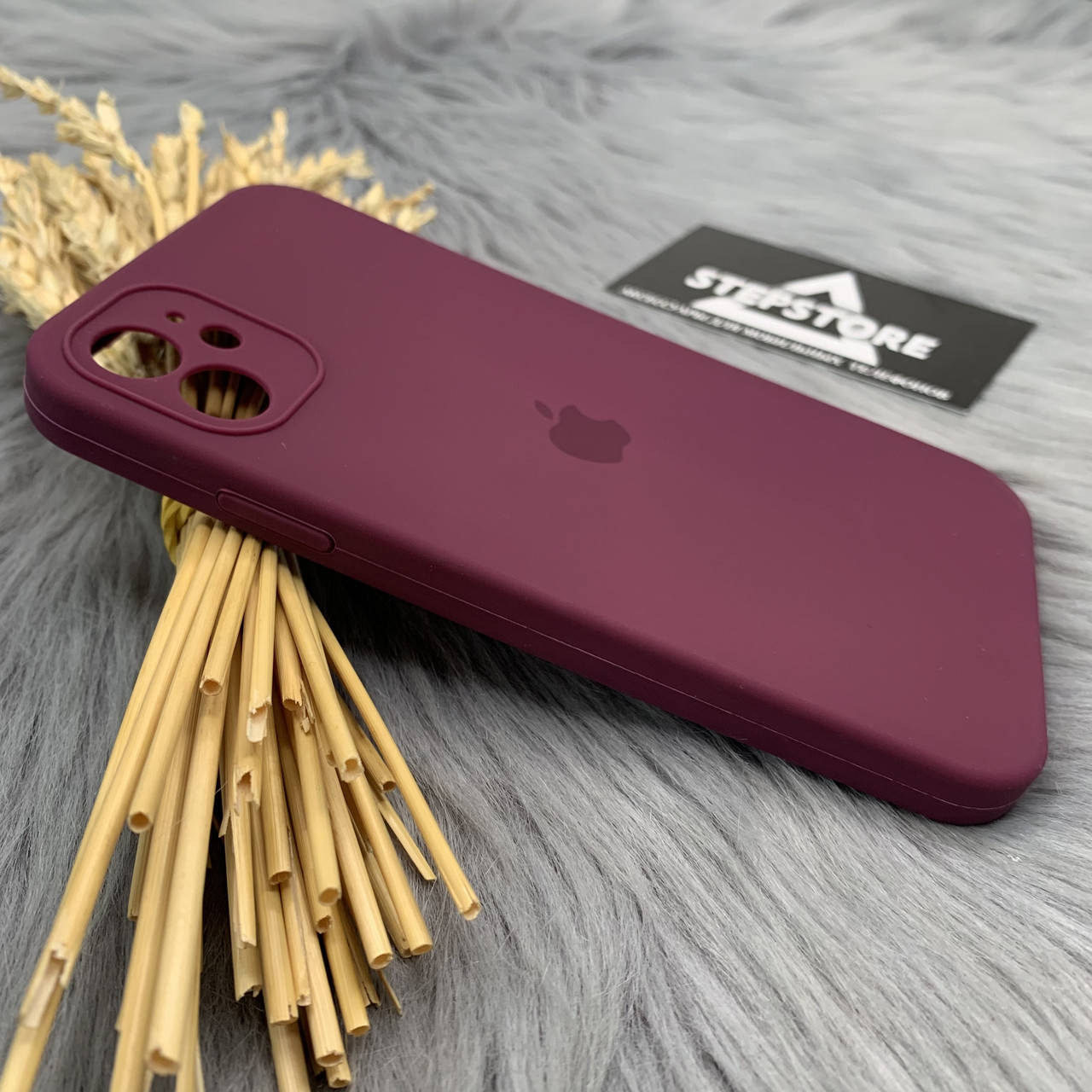 Чехол КВАДРАТНЫЙ Silicone case Full camera 360 для iPhone 11 6.1 с микрофиброй Square закрытым низом камерой 8. Maroon
Чехол КВАДРАТНЫЙ Silicone case Full camera 360 для iPhone 11 6.1 с микрофиброй Square закрытым низом камерой 8. Maroon