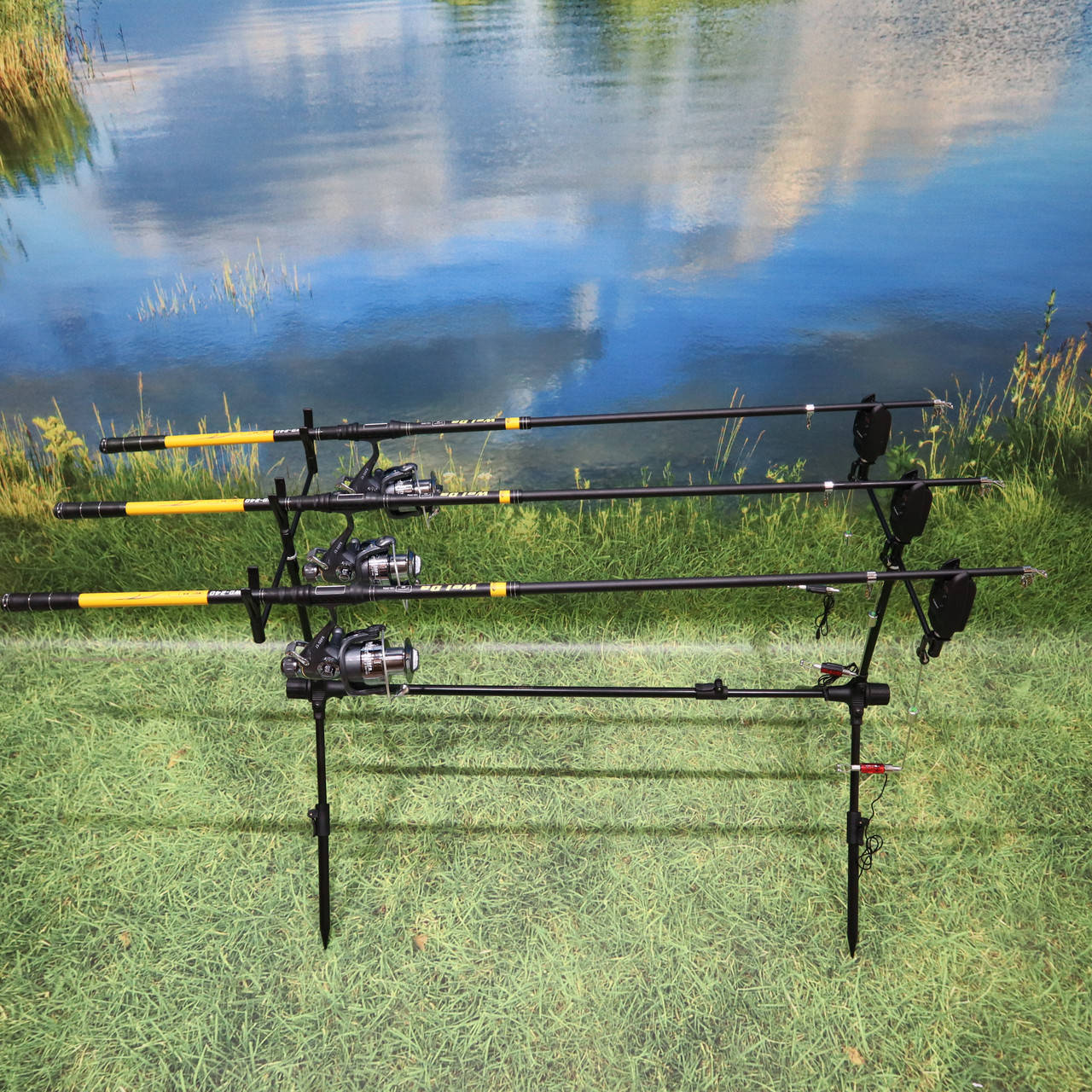 Род под набор 3 удилища +3спиннинга+3катушки+3свингера 
Род под набор 3 удилища +3спиннинга+3катушки+3свингера