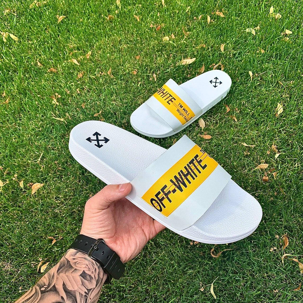 Мужские шлепки белые и черные OFF-WHITE новые 2022, шлепанцы белые летние из ЭВА(EVA) и кожзама 41, Белый
Мужские шлепки белые и черные OFF-WHITE новые 2022, шлепанцы белые летние из ЭВА(EVA) и кожзама 41, Белый