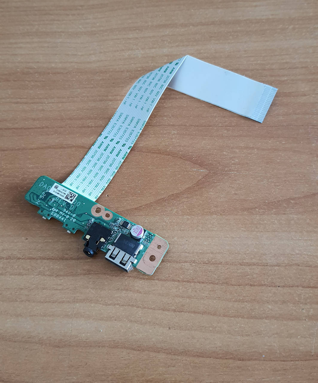 Дополнительная плата, Audio, USB , плата мультимедии , кнопки громкости Hp Pavilion 13-a серия , 13-a087.
Дополнительная плата, Audio, USB , плата мультимедии , кнопки громкости Hp Pavilion 13-a серия , 13-a087.