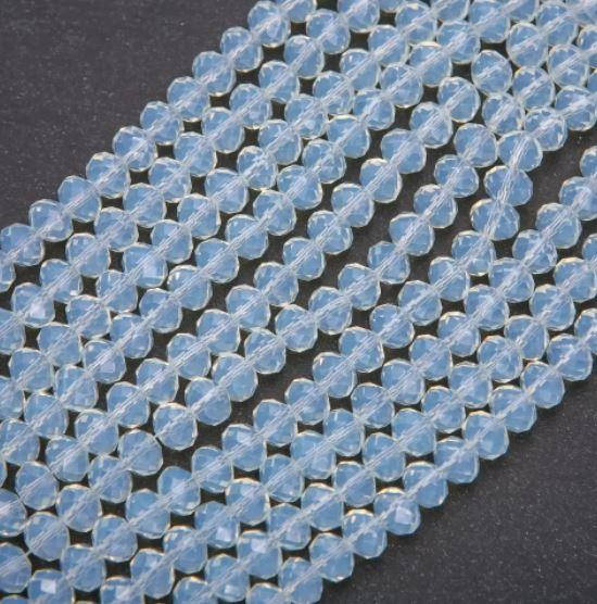 Бусины стекло прозрачное бледно голубое лунное "рондель" d-8х6мм нитка L-38см, Голубой
Бусины стекло прозрачное бледно голубое лунное "рондель" d-8х6мм нитка L-38см, Голубой