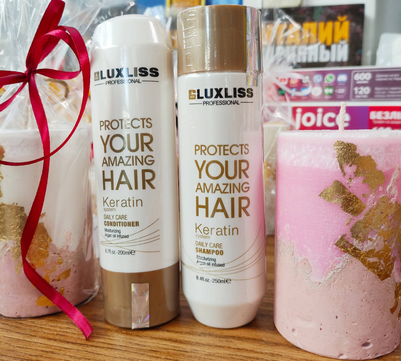 Кератиновий шампунь для домашнього догляду Luxliss Keratin Daily Care Shampoo 250ml
Кератиновий шампунь для домашнього догляду Luxliss Keratin Daily Care Shampoo 250ml