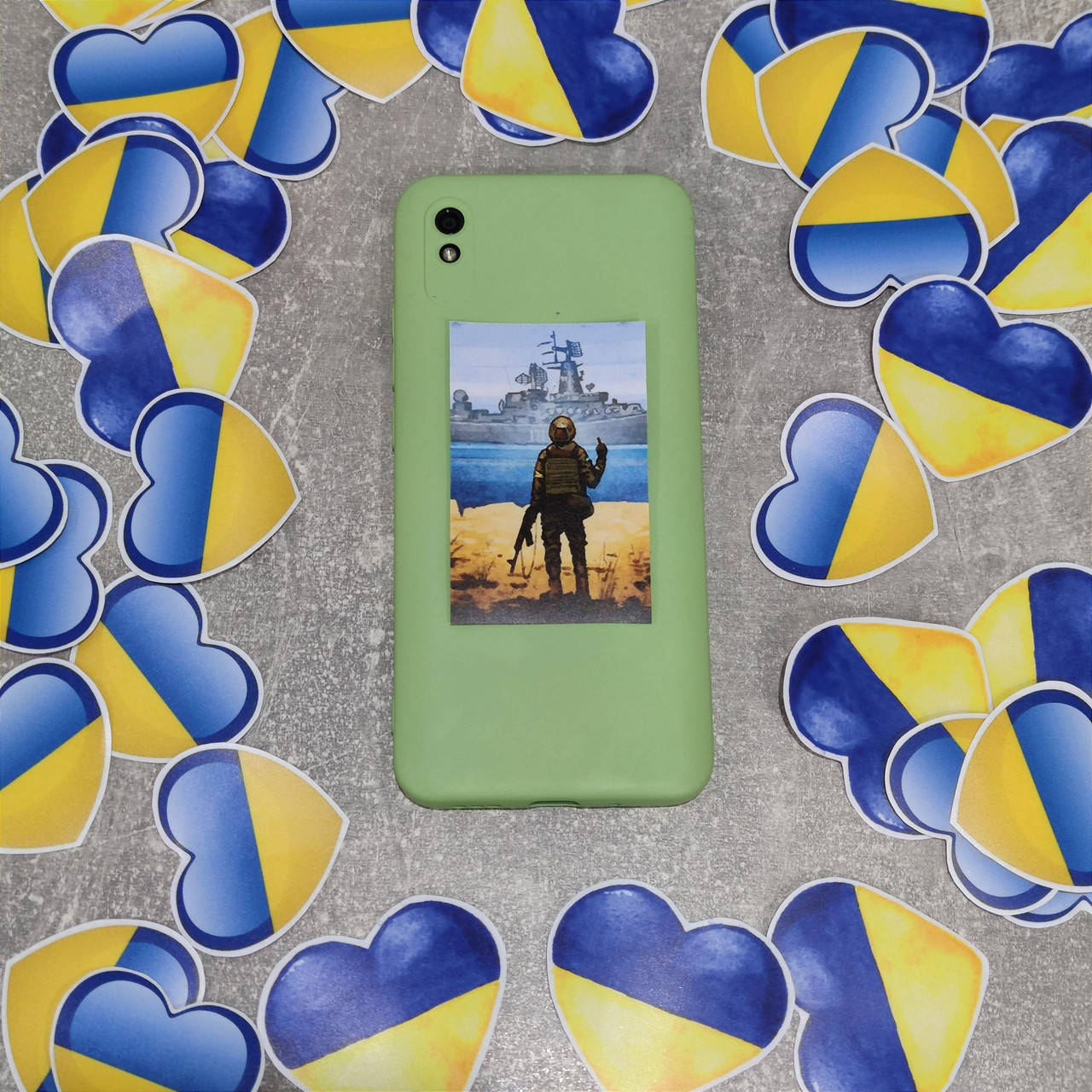 Наклейка на телефон Русский корабль, иди на х
Наклейка на телефон Русский корабль, иди на х