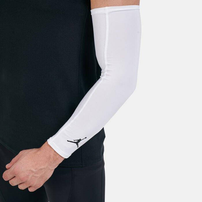 Рукав баскетбольный компресионный Jordan Shooter Basketball Sleeve 1 шт. (J.KS.04.101) S
Рукав баскетбольный компресионный Jordan Shooter Basketball Sleeve 1 шт. (J.KS.04.101) S