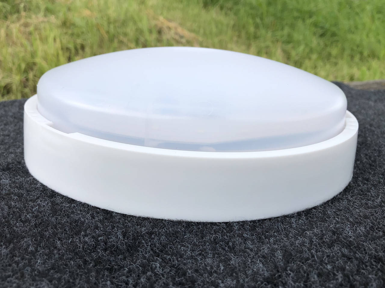 Светодиодный светильник Дельта-18Д с микроволновым датчиком движения 
Светодиодный светильник Дельта-18Д с микроволновым датчиком движения