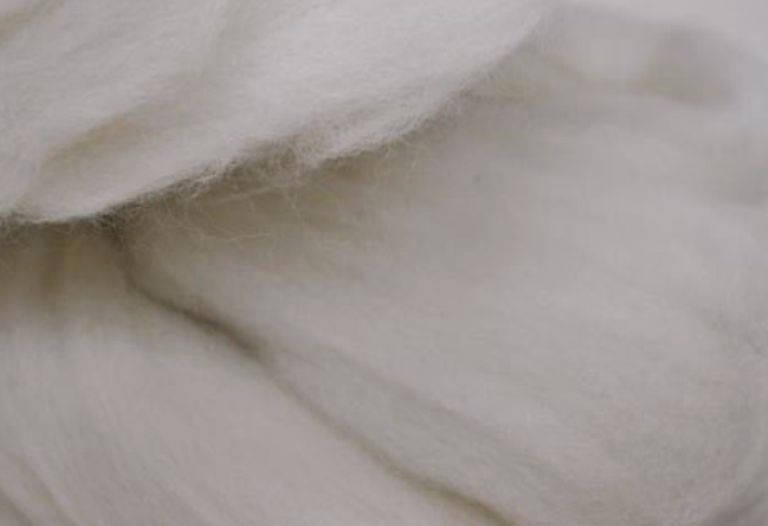 Шерсть для валяния Меринос БЕЛЫЙ (молочный) 50 г
Шерсть для валяния Меринос БЕЛЫЙ (молочный) 50 г