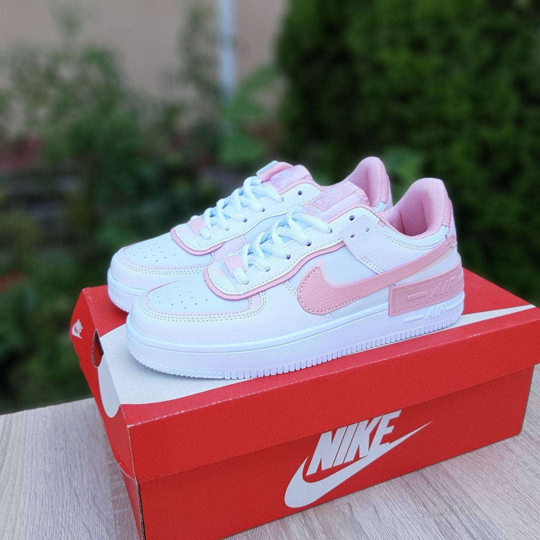 Nike Air Force 1 Shadow женские демисезонные белые с пудрой кроссовки на шнурках, Белый
Nike Air Force 1 Shadow женские демисезонные белые с пудрой кроссовки на шнурках, Белый