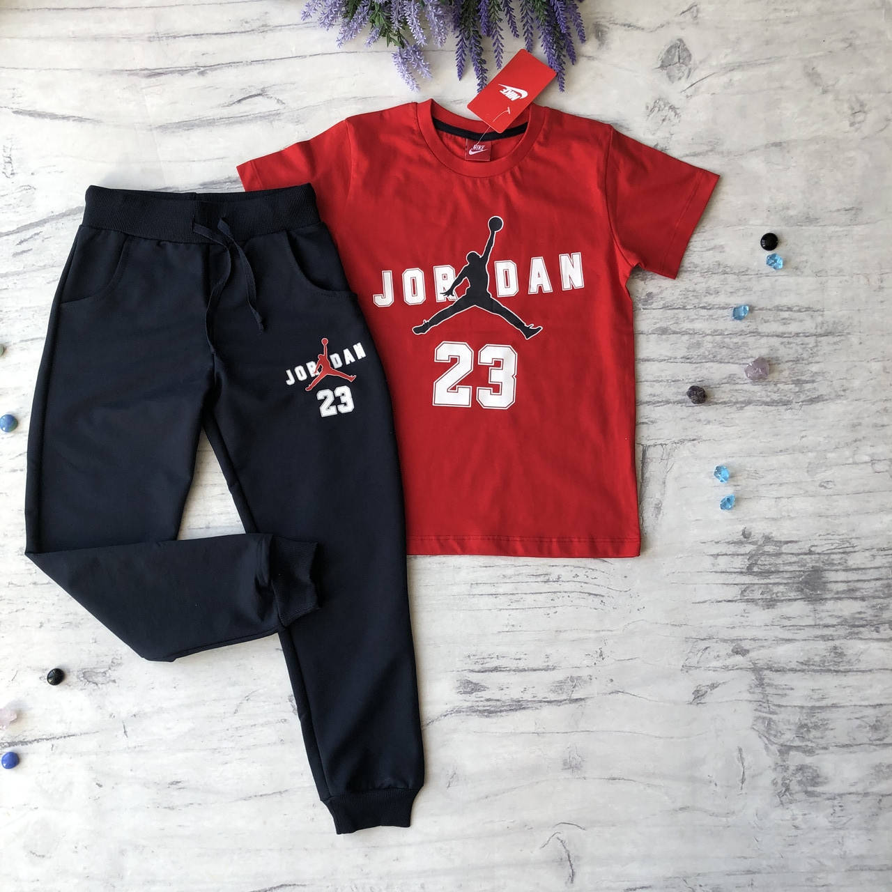 Летний костюм на мальчика в стиле Nike Jordan 42. Размер 140 см, 152 см, 164 см, 176 см
Летний костюм на мальчика в стиле Nike Jordan 42. Размер 140 см, 152 см, 164 см, 176 см