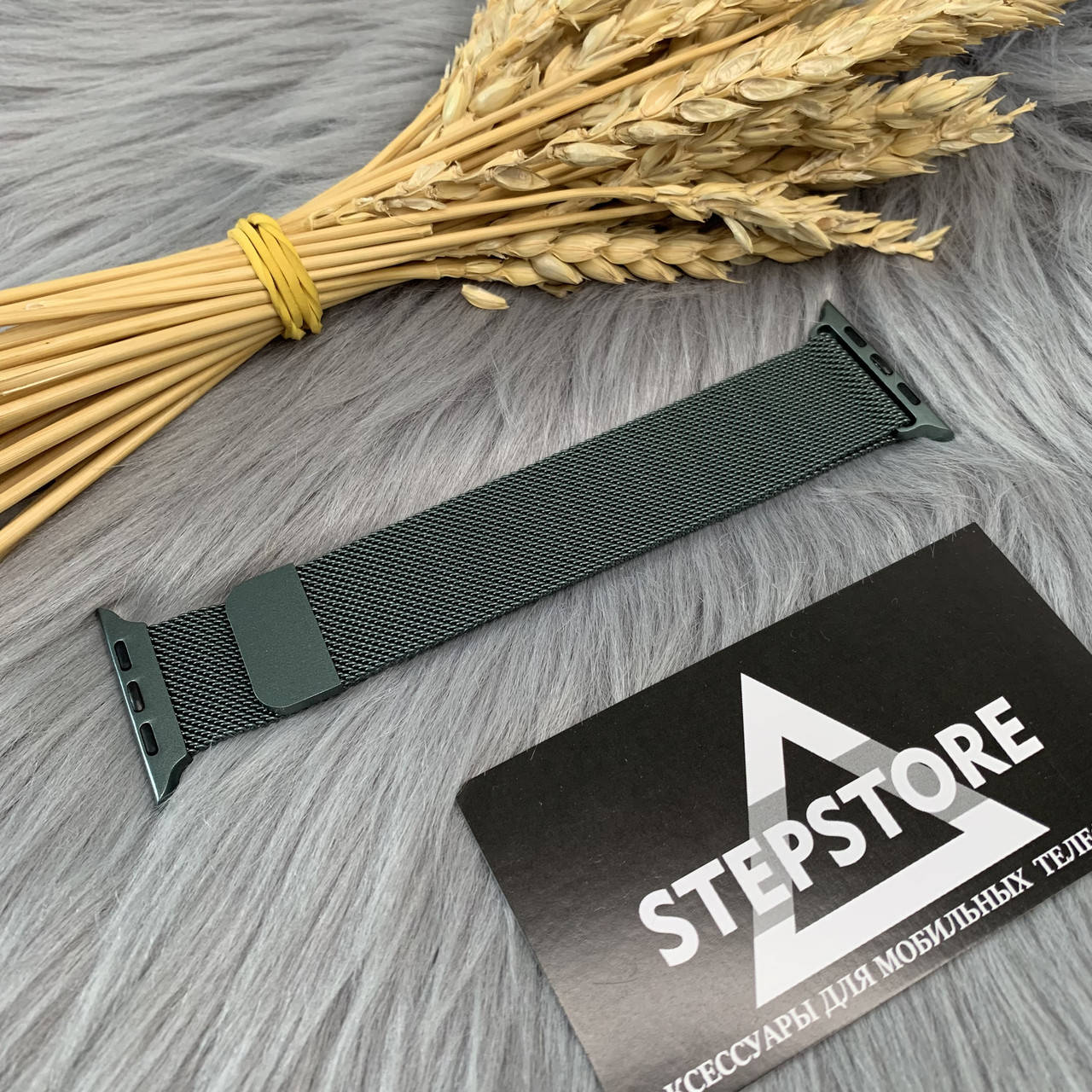 Ремешок миланская петля milanese loop для Apple watch 42 44 45 мм series 2 3 4 5 6 7 SE браслет мета 5. Cactus green
Ремешок миланская петля milanese loop для Apple watch 42 44 45 мм series 2 3 4 5 6 7 SE браслет мета 5. Cactus green