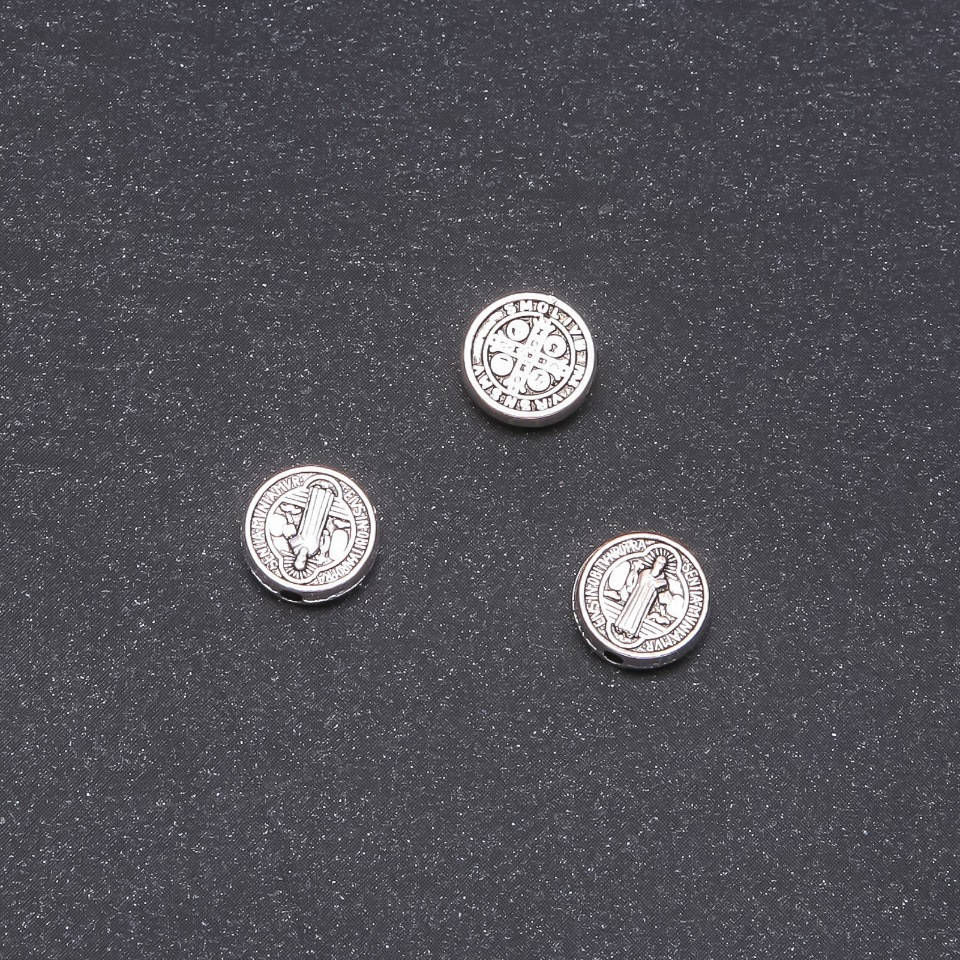 Фурнитура бусина вставка "Медальон св. Бенедикта" 9мм фас.20г +-18 шт. 
Фурнитура бусина вставка "Медальон св. Бенедикта" 9мм фас.20г +-18 шт.