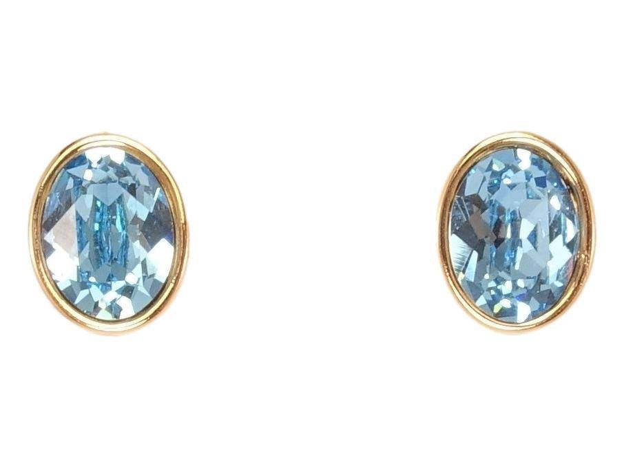 Серьги Xuping Позолота 18K с кристаллами Swarovski гвоздики "Голубой овальный кристалл в ободковой оправе" 8х6
Серьги Xuping Позолота 18K с кристаллами Swarovski гвоздики "Голубой овальный кристалл в ободковой оправе" 8х6
