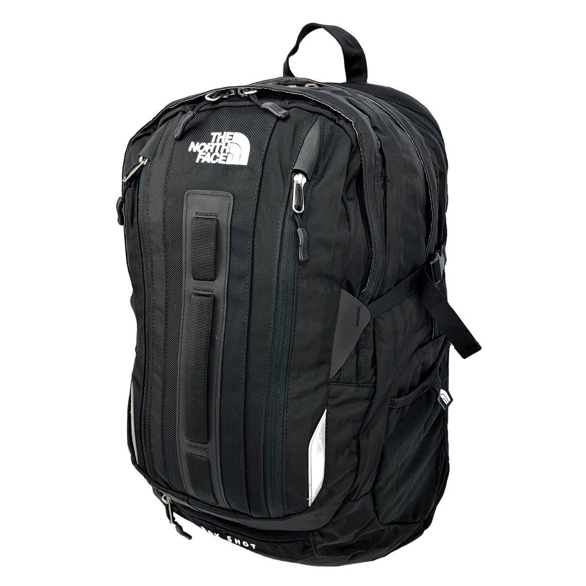 Вместительный рюкзак The North Face Box Shot 35L с отделением для ноутбука чёрный, Черный 
Вместительный рюкзак The North Face Box Shot 35L с отделением для ноутбука чёрный, Черный